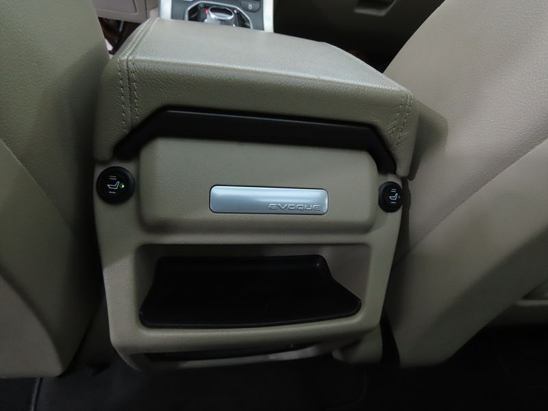 2014 Land Rover Range Rover Evoque 2.2 SD4 Pure photo 13