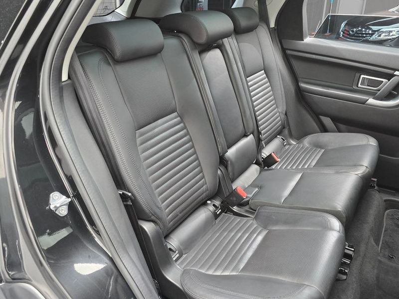 2016 Land Rover Discovery Sport 2.0 TD4 HSE Luxury photo 12