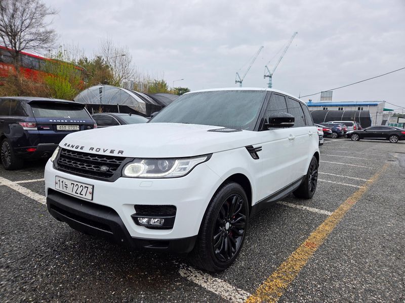 2015 Land Rover Range Rover Sport 3.0 SDV6 HSE Dynamic photo 1
