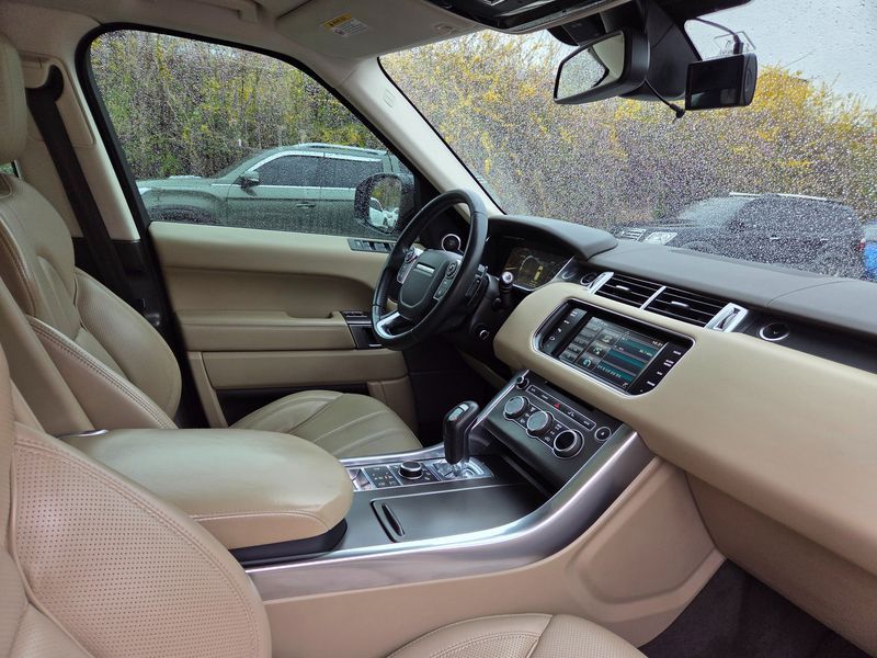 2015 Land Rover Range Rover Sport 3.0 SDV6 HSE Dynamic photo 7