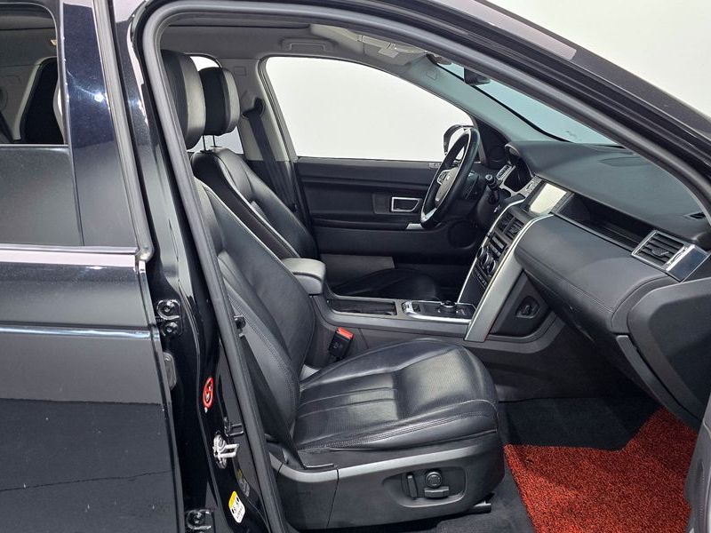 2017 Land Rover Discovery Sport 2.0 TD4 SE (150PS) photo 11