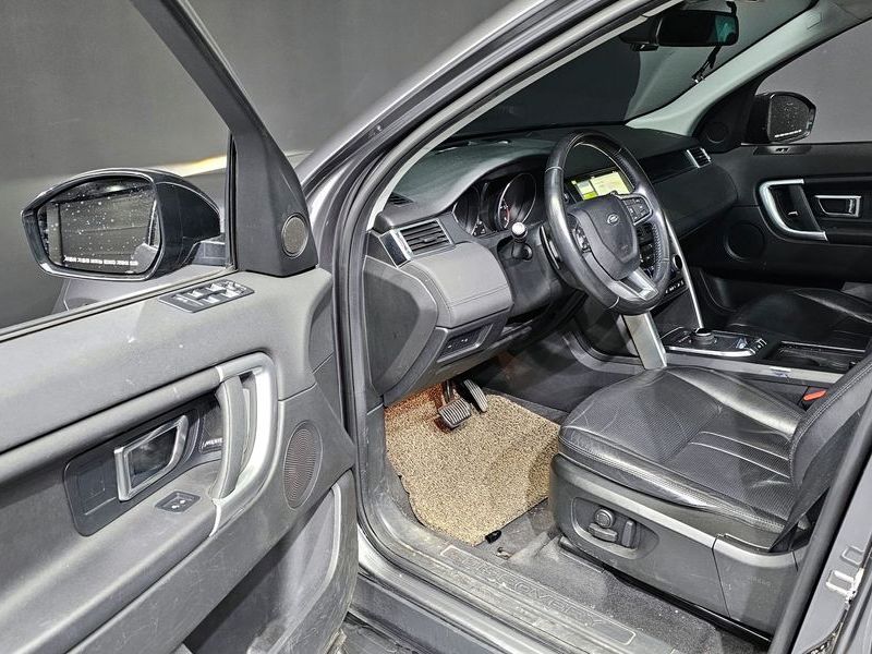 2018 Land Rover Discovery Sport 2.0 TD4 SE (150PS) photo 10