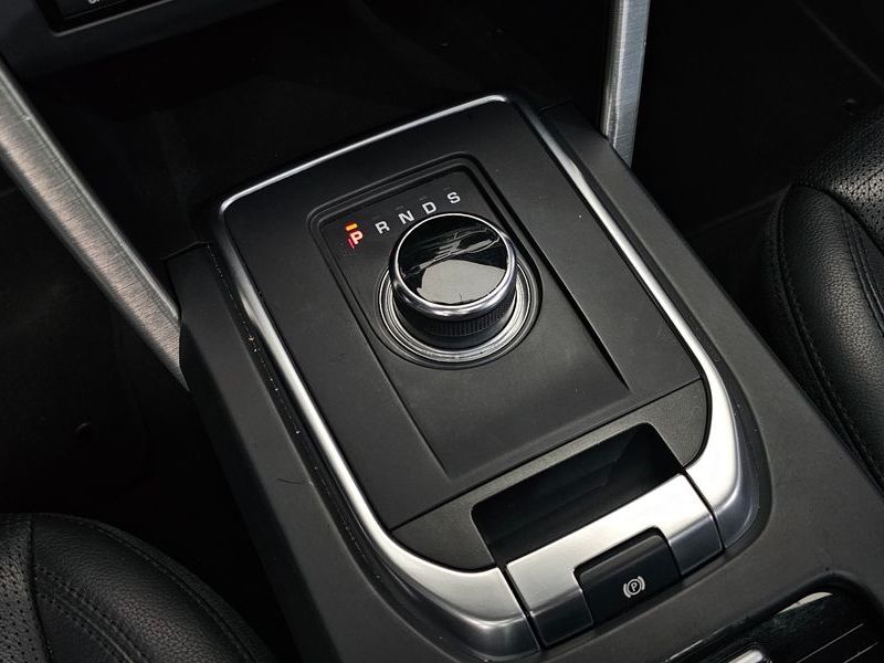 2019 Land Rover Discovery Sport 2.0 TD4 SE (150PS) photo 9