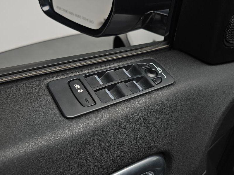 2019 Land Rover Discovery Sport 2.0 TD4 SE (150PS) photo 17