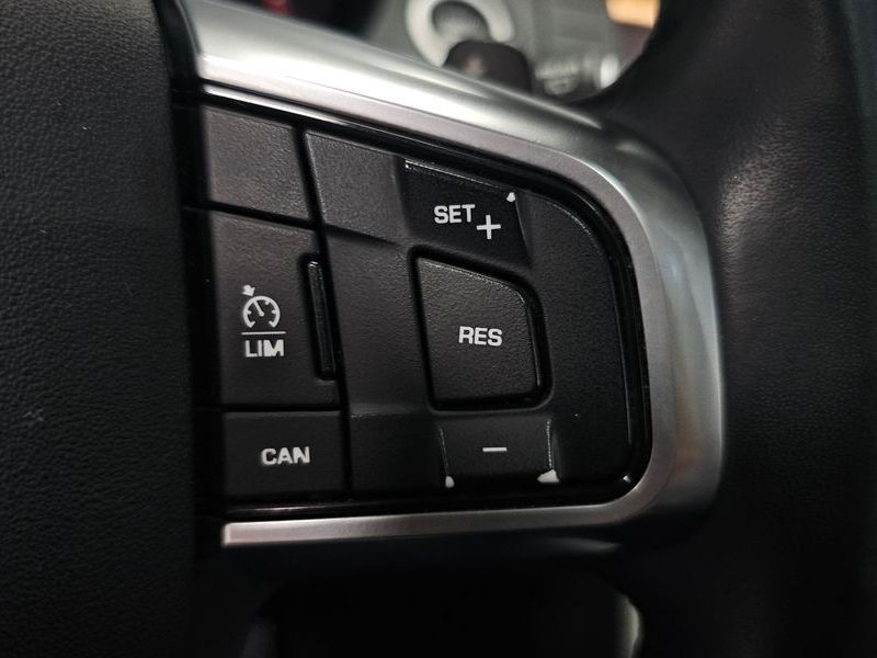 2019 Land Rover Discovery Sport 2.0 TD4 SE (150PS) photo 19
