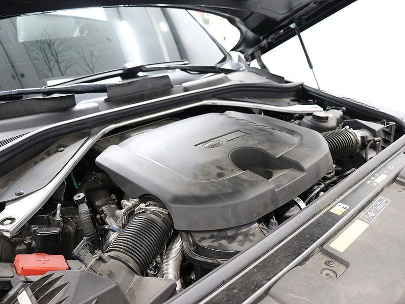 2023 Land Rover Range Rover Sport D300 HSE Dynamic photo 19