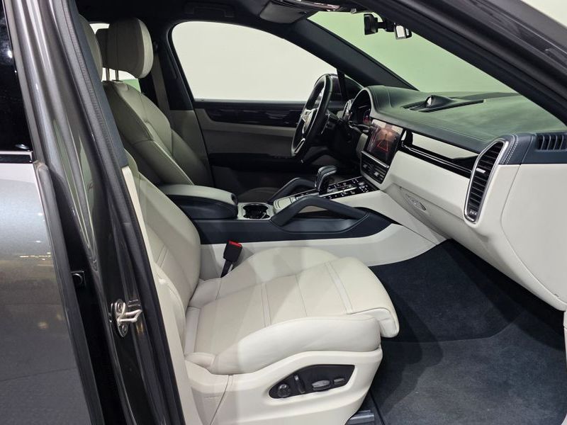 2022 Porsche Cayenne 3.0 Coupe photo 11