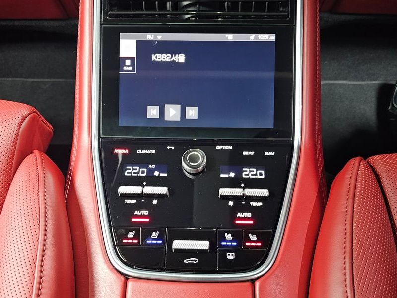 2021 Porsche Panamera 2.9 AWD photo 18
