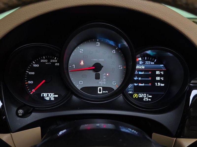 2017 Porsche Macan 3.0 S Diesel 95B photo 8
