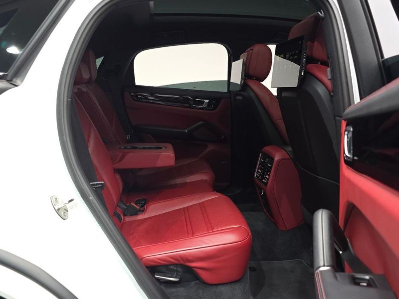 2020 Porsche Cayenne 3.0 Coupe photo 12