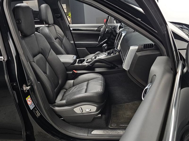 2012 Porsche Cayenne 4.8 S 958 photo 12