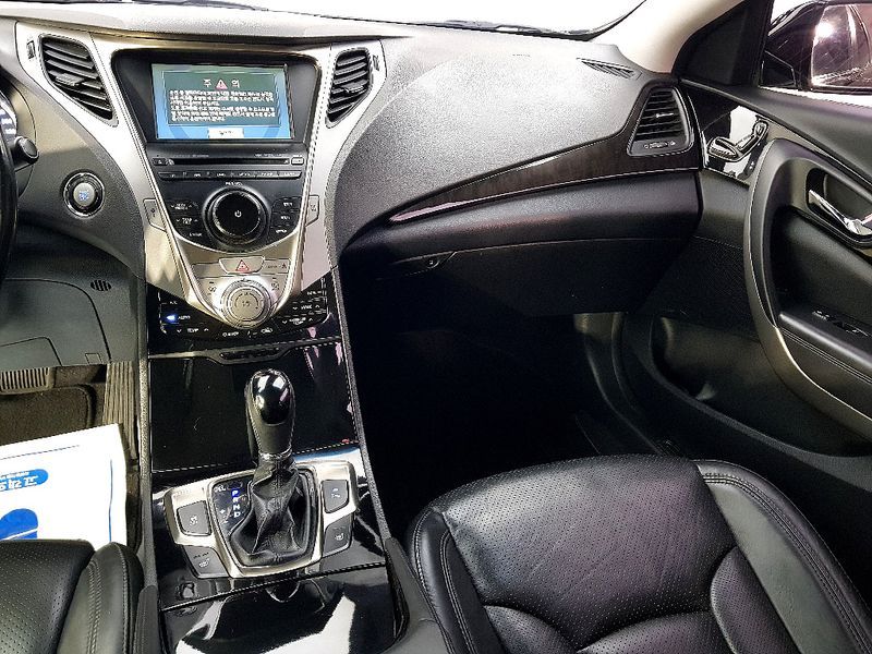 2012 Hyundai Grandeur HG240 Luxury photo 10