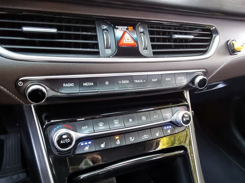 2018 Hyundai Grandeur 3.0 LPi Modern (Rental Car) photo 17