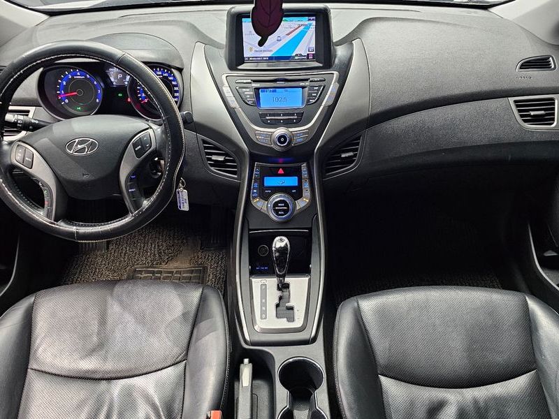 2013 Hyundai Avante LPI M16 Smart photo 7