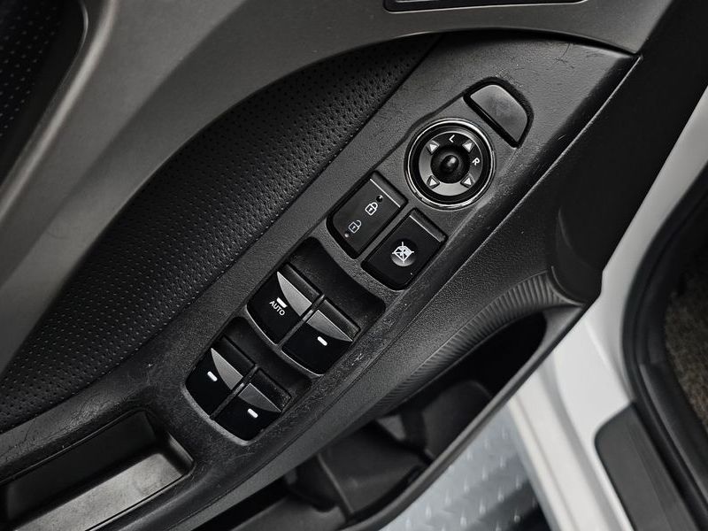 2013 Hyundai Avante LPI M16 Smart photo 17