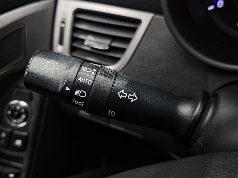 2013 Hyundai Avante LPI M16 Smart photo 19