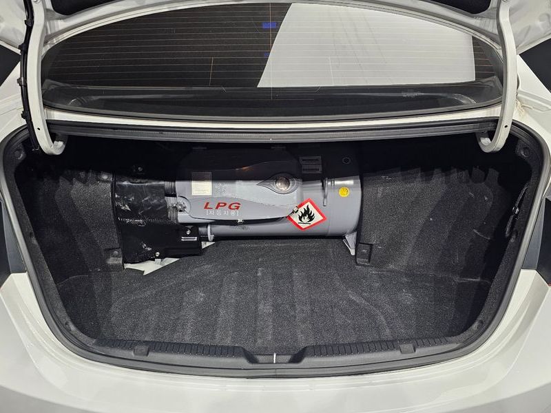 2013 Hyundai Avante LPI M16 Smart photo 20
