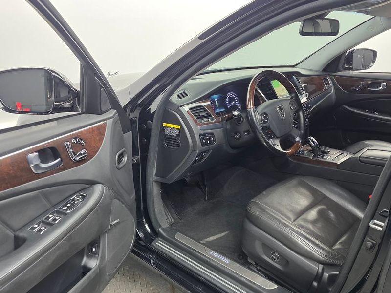 2015 Hyundai Equus VS380 Modern photo 10