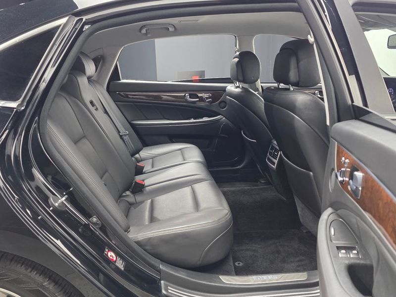 2015 Hyundai Equus VS380 Modern photo 11