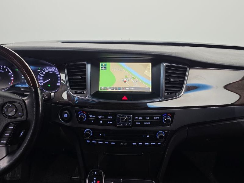 2015 Hyundai Equus VS380 Modern photo 19