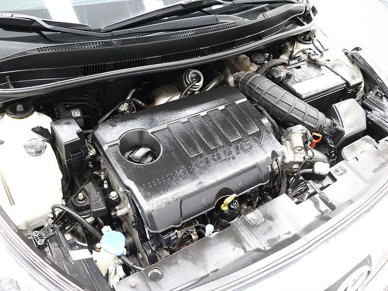 2012 Hyundai Accent Diesel 1.6 VGT Premier photo 19