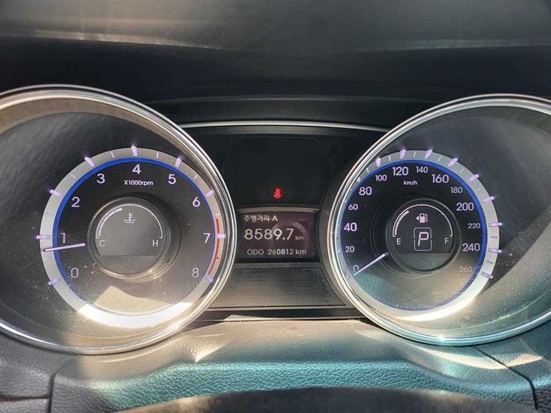 2013 Hyundai Sonata LPI Smart photo 9