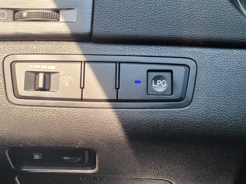 2013 Hyundai Sonata LPI Smart photo 12