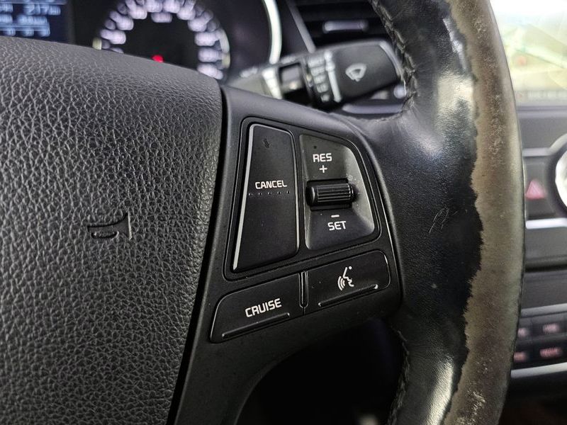 2015 Kia K7 2.4 GDI Prestige photo 18