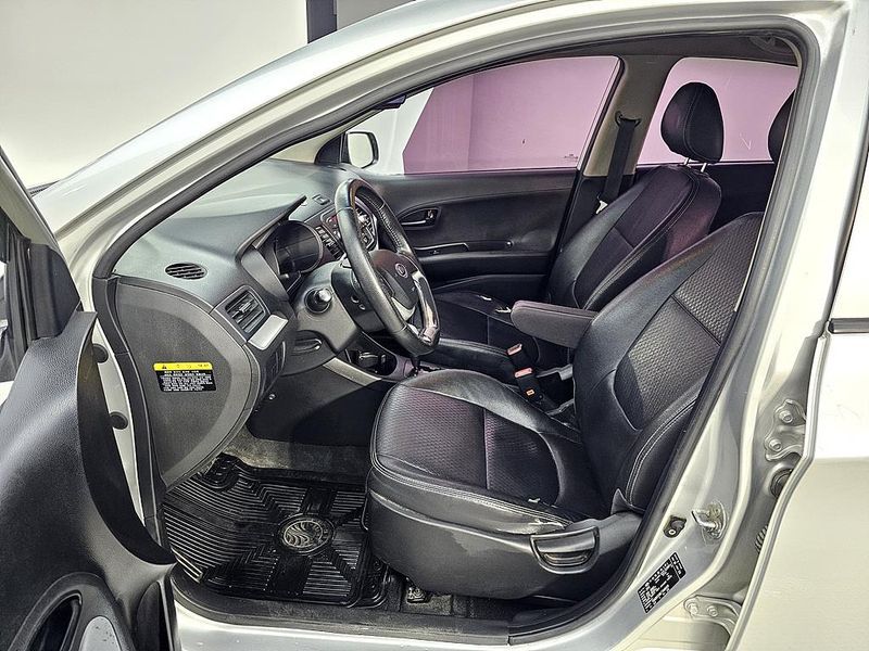 2012 Kia Morning Deluxe photo 7