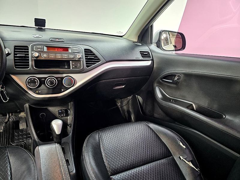 2012 Kia Morning Deluxe photo 9
