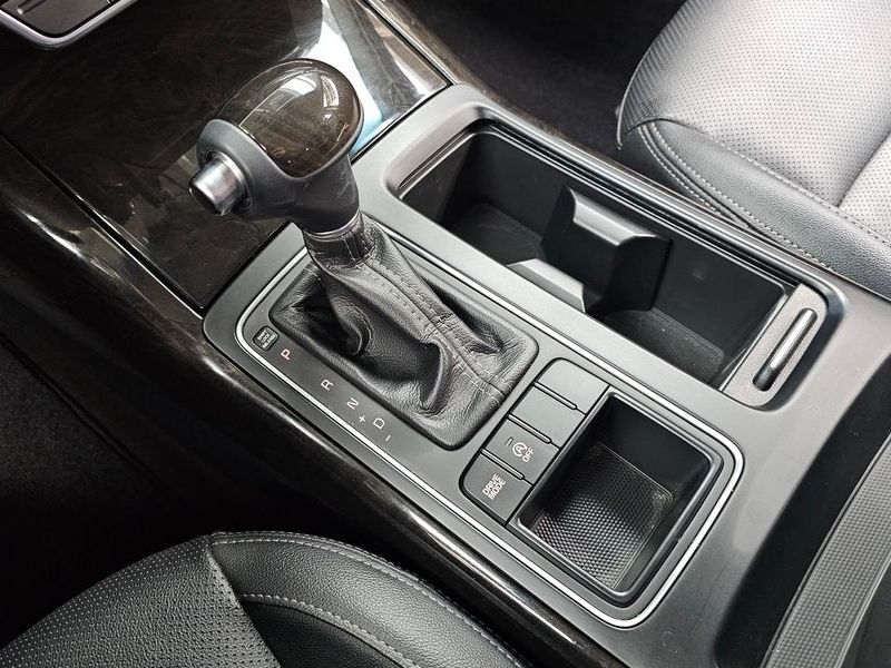 2016 Kia Sorento Diesel 2.0 2WD Luxury photo 9