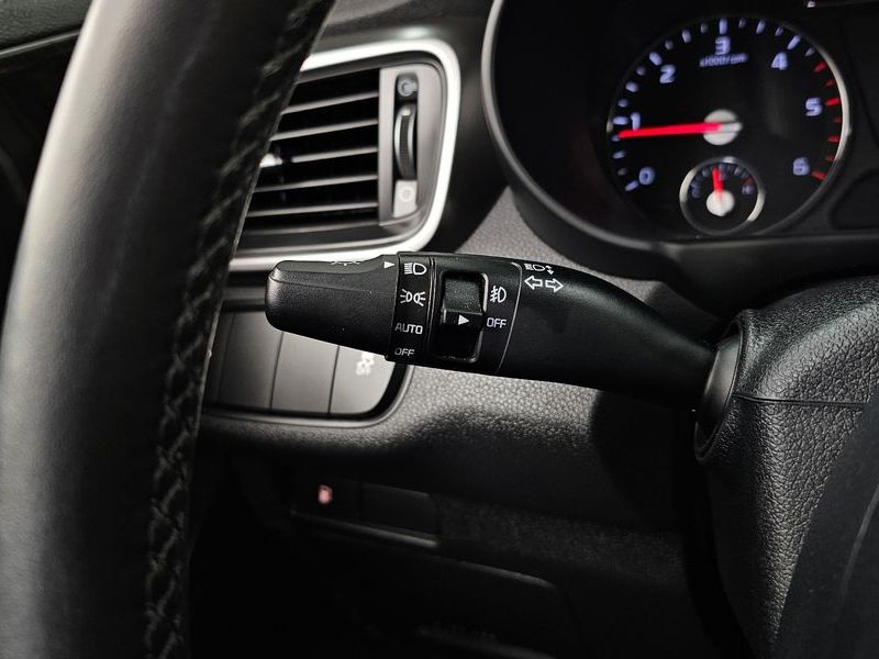 2016 Kia Sorento Diesel 2.0 2WD Luxury photo 18