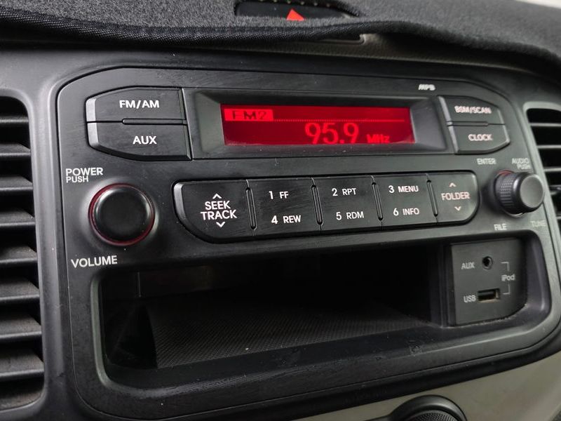 2015 Kia Morning VAN Deluxe photo 12