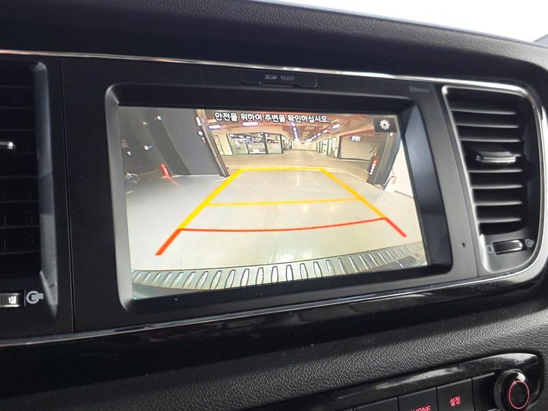 2017 Kia Carnival Gasoline 7-seater Limousine President photo 15