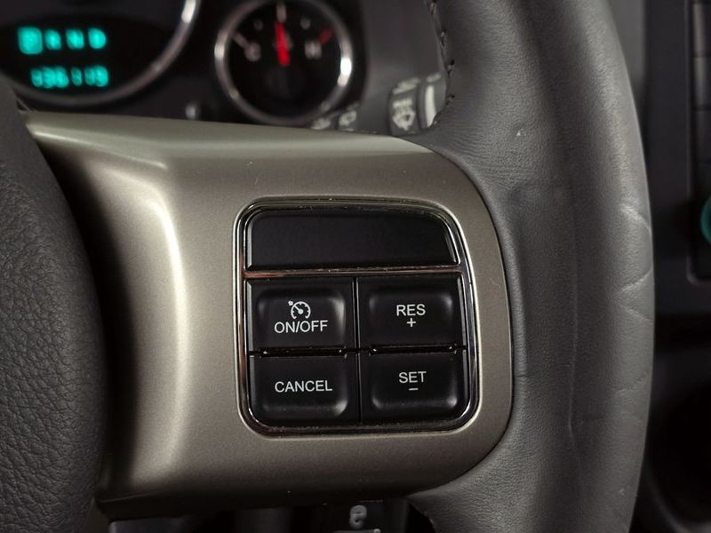 2012 Jeep Compass 2.4 Limited 1st photo 15
