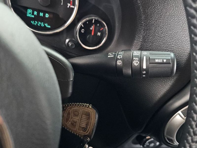 2017 Jeep Wrangler 3.6 Sahara 4Door photo 20