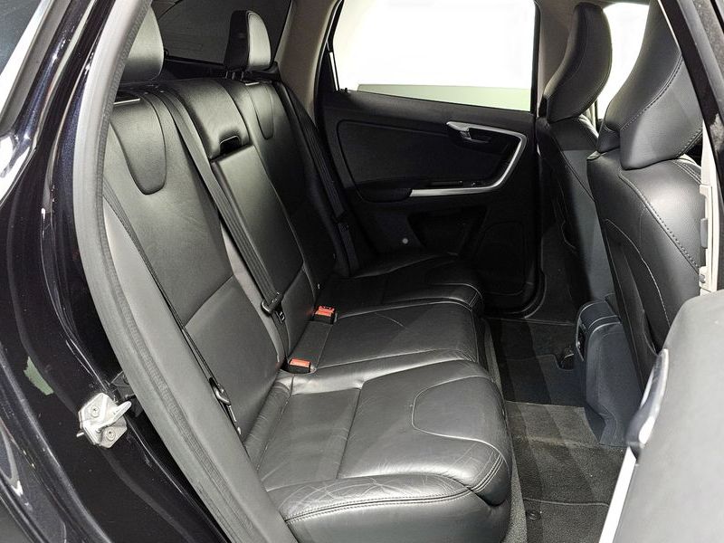2017 Volvo XC60 D3 1st photo 12