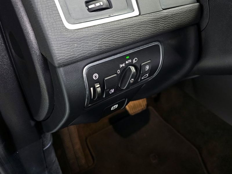 2017 Volvo XC60 D3 1st photo 17