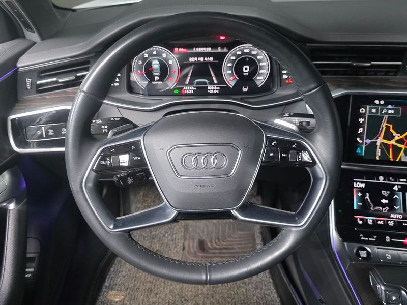 2023 Audi A6 45 TFSI Quattro Premium photo 12