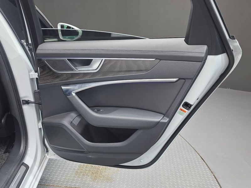 2023 Audi A6 45 TFSI Quattro Premium photo 25