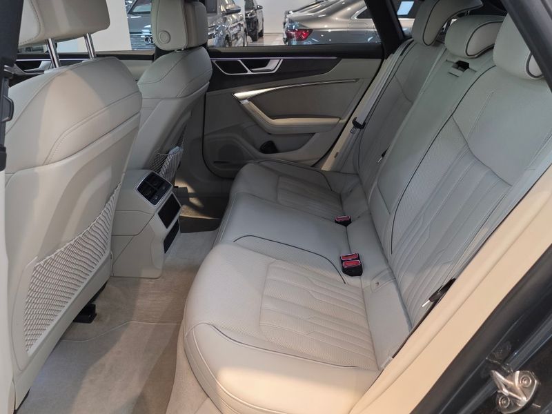 2024 Audi A7 55 TFSI Quattro Premium photo 15