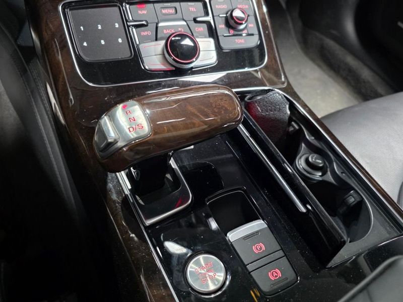 2015 Audi A8 60 TDI Quattro LWB D4 photo 9
