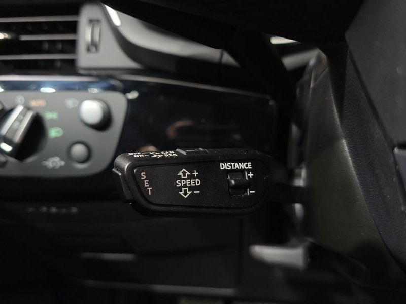 2021 Audi A4 45 TFSI Quattro Premium photo 19
