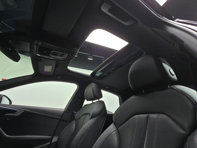 2021 Audi A4 45 TFSI Quattro Premium photo 20
