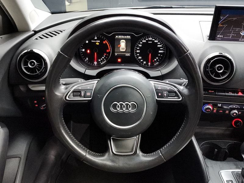 2015 Audi A3 35 TDI Dynamic Sportback 8V photo 13
