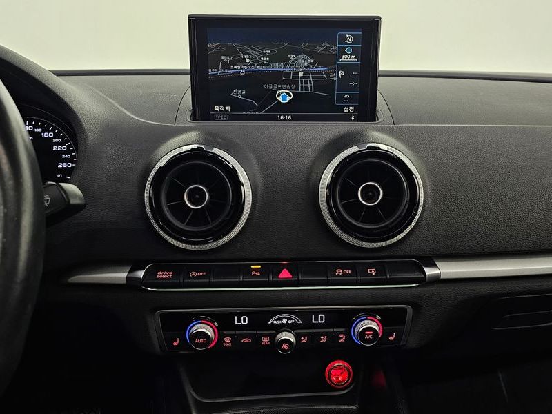 2016 Audi A3 35 TDI Dynamic 8V photo 13