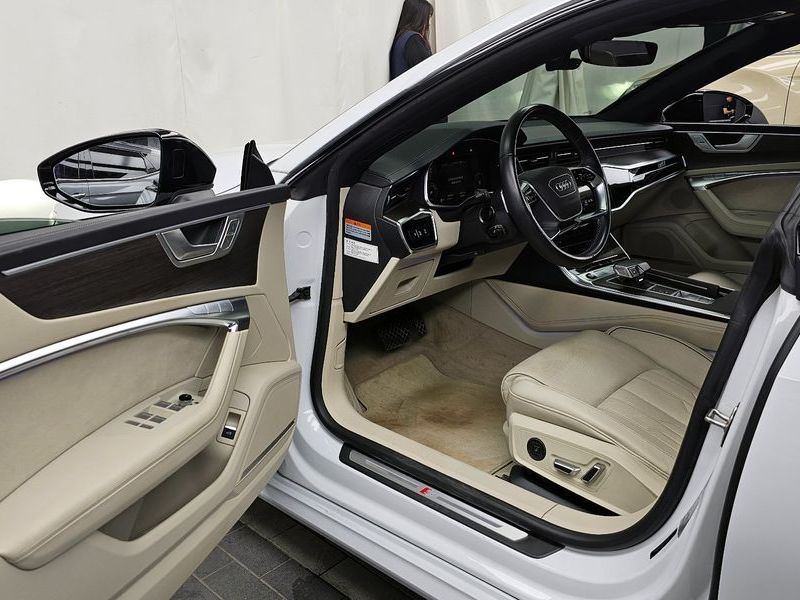 2022 Audi A7 55 TFSI Quattro Premium photo 10