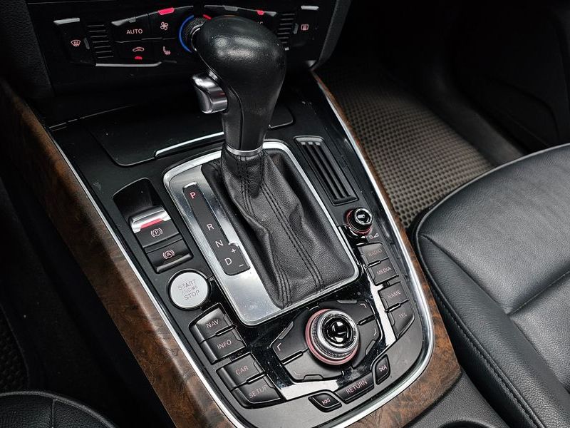 2012 Audi Q5 2.0 TDI Quattro Dynamic 8R photo 9