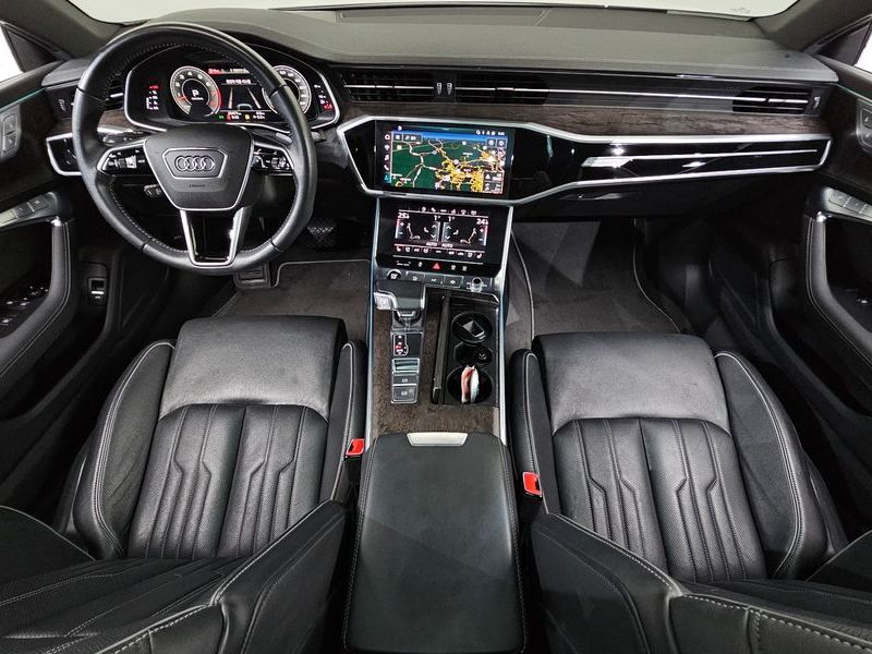 2021 Audi A7 55 TFSI Quattro Premium photo 7