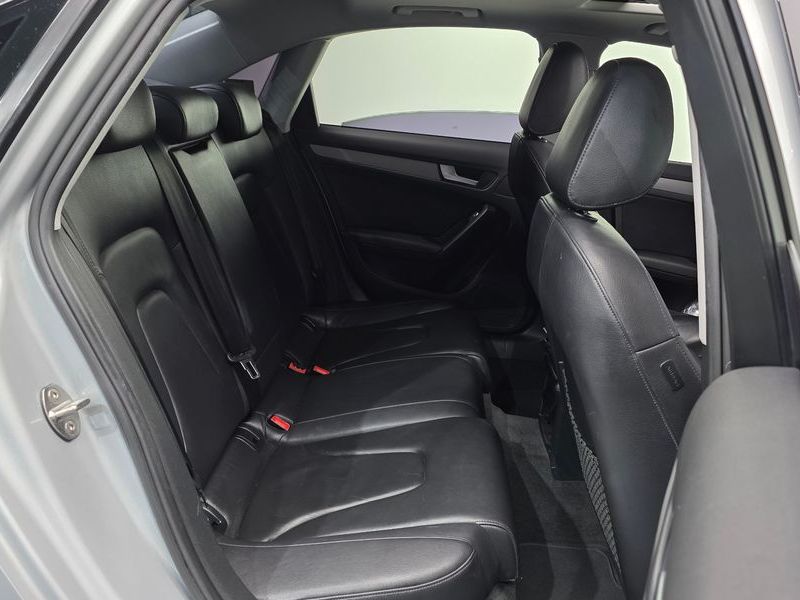 2014 Audi A4 2.0 TDI Quattro Dynamic B8 photo 12